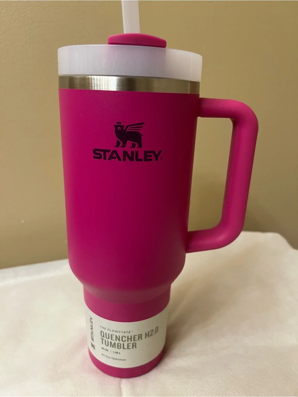 Stanley Quencher H2.0 - 40 OZ Tumbler NWT - Picture 1 of 9